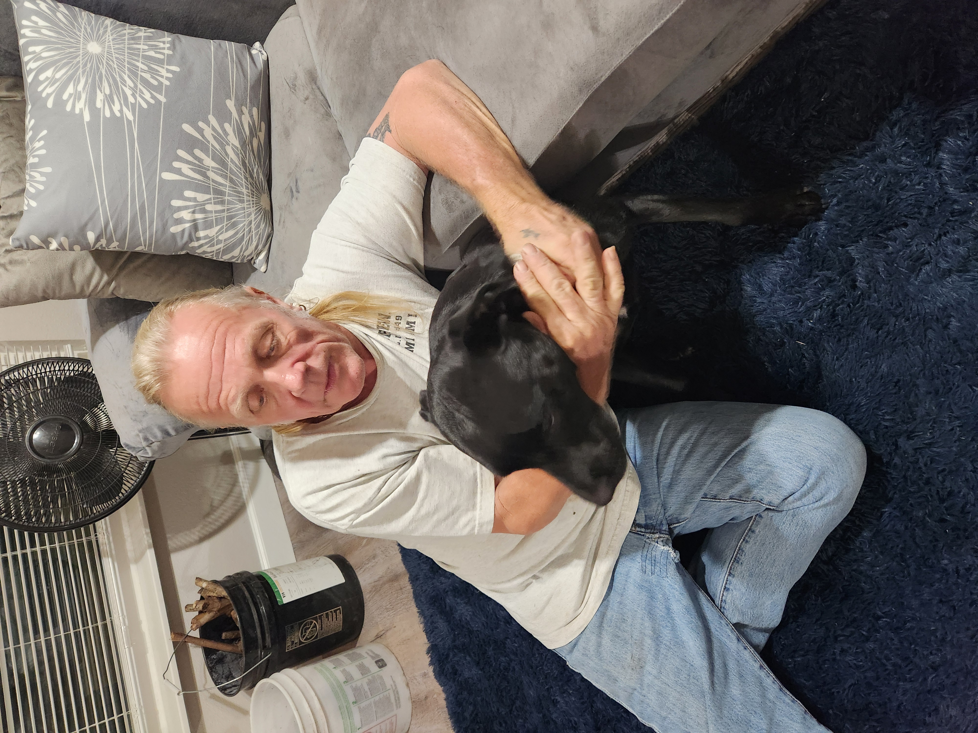 Al and Luna resting together comfortably